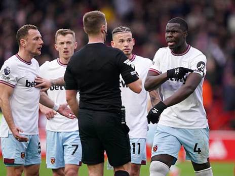 ווסטהאם. ממשיכה לקרוס (GETTY)