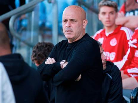 יוסי אבוקסיס. אמיר כבירי יעניק חסות? (קובי אליהו)