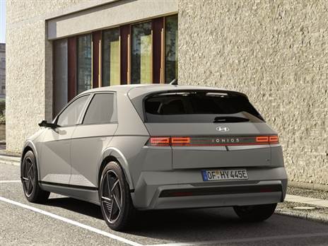 עדכוני עיצוב קלים מבחוץ ומבפנים