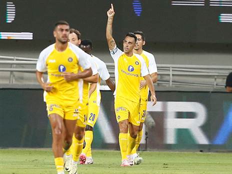 מכבי ת“א רק רביעית (אלן שיבר)