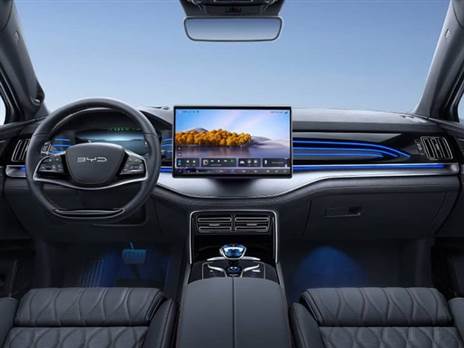 מסך גדול יותר ועוד אבזור