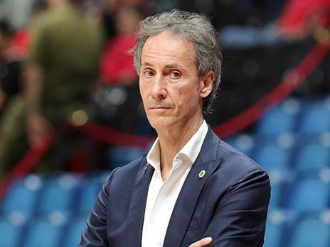 קולדבלה. עזר להתניע את הגעתו של ליף (אלן שיבר)