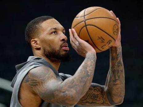 מקבל כסף בלי לשחק. לילארד (GETTY)