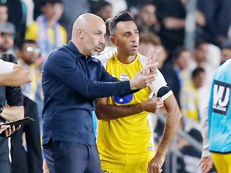 עם לאזטיץ`. לא נגמר כמו שרצה (אלן שיבר)