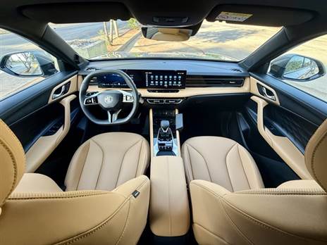 תא נוסעים מציג שדרוג משמעותי מהדור היוצא