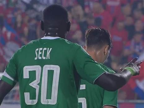 לא רגועים. סק ונאור