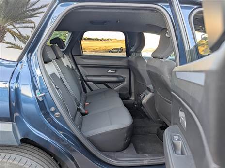 מרווח טוב מאחור, גם לשלושה