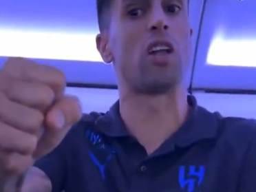 (תיעוד מרשתות חברתיות, שימוש לפי סעיף 27א לחוק זכויות יוצרים. לפניות: sport4u@sport5.co.il1)