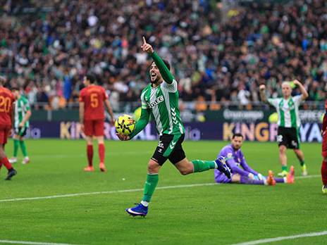 (Photo by Fran Santiago/Getty Images)