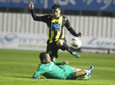 ריקן מול משומר במשחק הקודם בטדי (אלן שיבר)