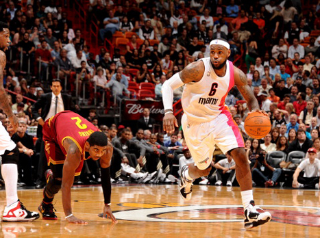 לברון. המבקרים מגזימים (GETTYIMAGES)