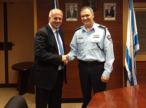 אבי לוזון והמפכ"ל. מאחדים כוחות