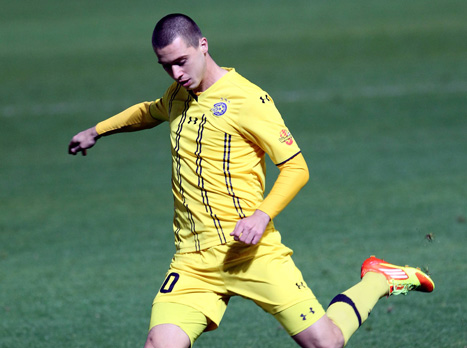 מדוניאנין. ימיו בצהוב ספורים?