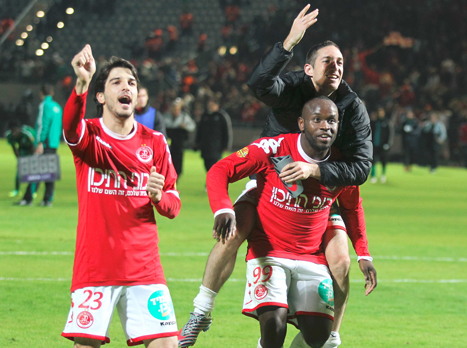 מסיבת סיום לחלקם? תמוז, קנדה וכהן (אלן שיבר)