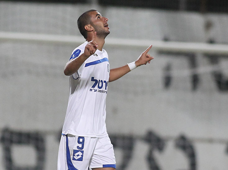 בעונה הבאה בווסרמיל. סוויסה חתם (אלן שיבר)