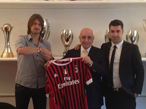 אצ'רבי, יוצב לצד טיאגו סילבה בהגנה? (gettyimages)