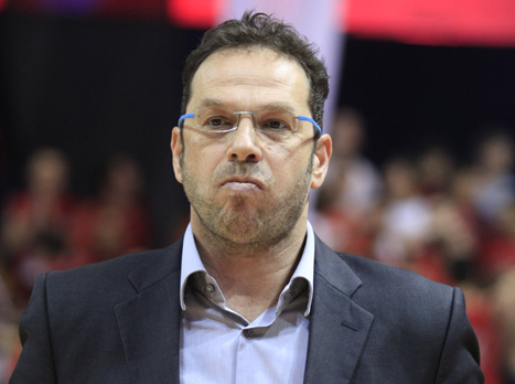 דרוקר. יש סגל (מגד גוזני, וואלה)