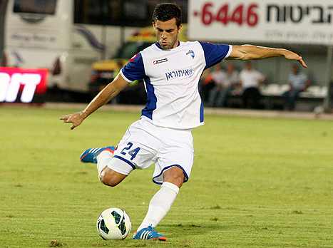 מכה לק"ש. סולארי ייעדר חצי שנה (אדריאן הרבשטיין, וואלה!)