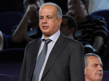 אבי לוזון. יום חדש בכדורגל? (ניר בוקסנבאום)