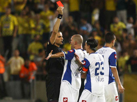 משיח, ספג טענות קשות משירצקי (אלן שיבר)