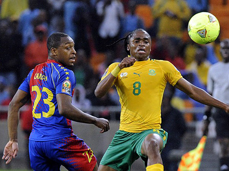 טשבלאלה מול קרליטוס, המארחת איכזבה (AFP)