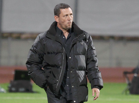 קלינגר. "תתנו הכל על המגרש" (אלן שיבר)