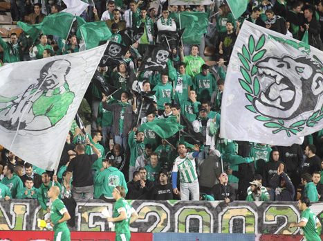 יתנחמו בהישגים של הנוער. הקהל הירוק (אלן שיבר)