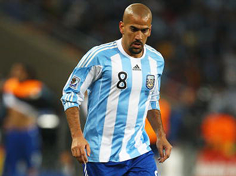 מעדיף את הדשא על פני תא המכובדים ביציע. ורון (GETTYIMAGES)