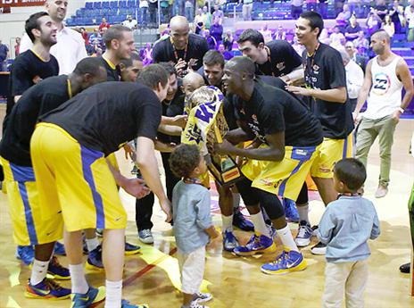 יש מסיבה (אלן שיבר)