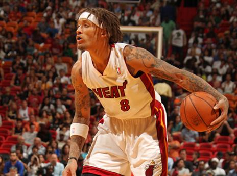 לברון כבר אוהב אותו. ביזלי (gettyimages)