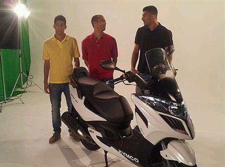 ורמוט, הרוש ומיכה בצילומים