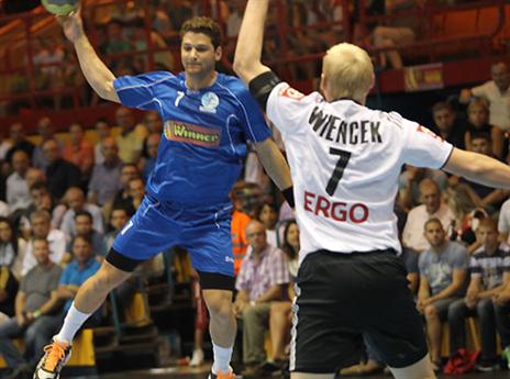 השחקנים זועקים לתמיכה. פומרנץ (דוד פליגל, איגוד הכדוריד)