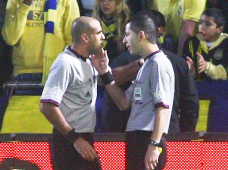 בר נתן ודוידי, הורחקו למספר שבועות (אלן שיבר)