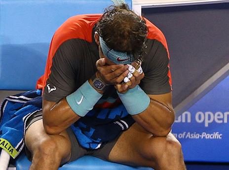 תחילה חשבנו שאלו שוב היבלות בידיים שמטרידות אותו (GETTYIMAGES)