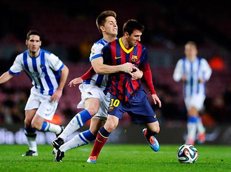 זאת גם דרך לעצור אותו. מסי (GETTYIMAGES)