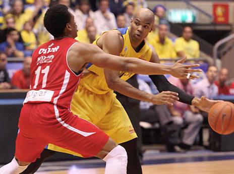 טיוס, מכבי שלטה בריבאונד (אלן שיבר)