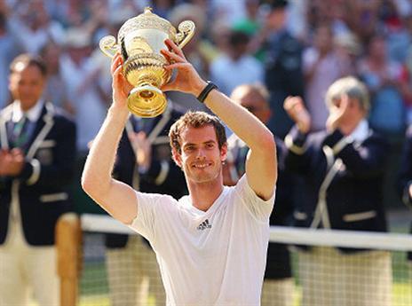 רגע השיא. מארי וגביע ווימבלדון (GETTYIMAGES)