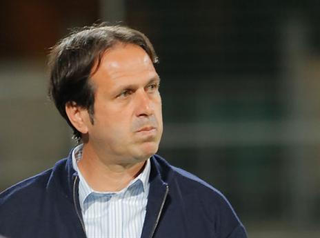 לא בכיוון הנכון. רוני לוי (אנצ'ו גוש, ג'יני)