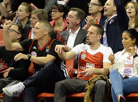 בכדורגל באיירן כנראה לא היתה מפסידה למכבי (GETTYIMAGES)