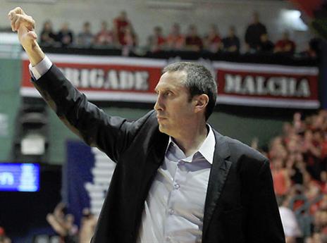 מילאנו כבר בראש לו. בלאט (צילום: אלן שיבר)