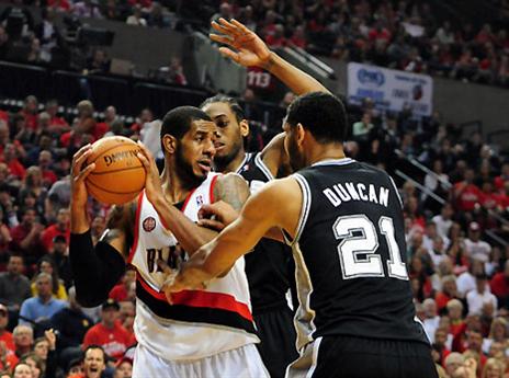 אולדרידג', לא נותן לו אלא לפרגן (GETTYIMAGES)