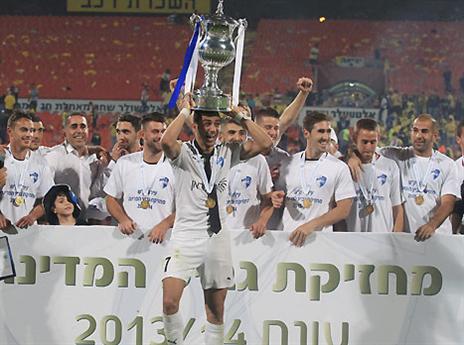 מחזיקת הגביע תתחיל מאוחר יותר (אלן שיבר)