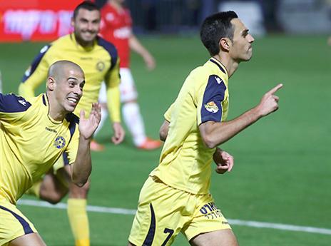 שניים כבר עברו את הכביש, עוד אחד זה כבר נזק תדמיתי (אלן שיבר)