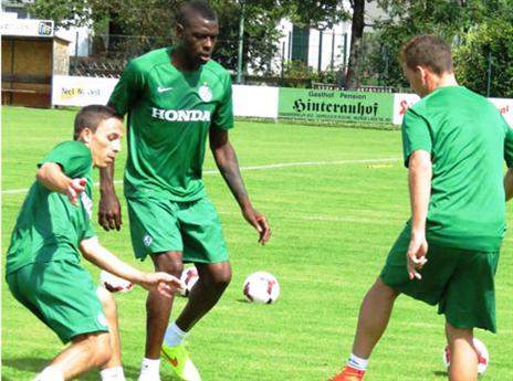 ארוחת שישי עם כיפה. אידריסו (מכבי חיפה, האתר הרשמי)