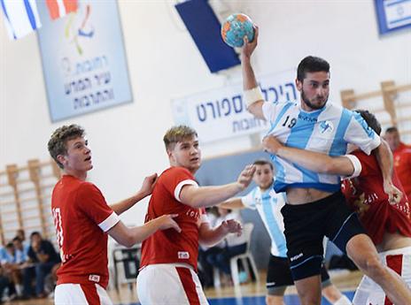 5 שערים שלו לא עזרו. וייסלר (צילום: עמית שיסל, איגוד הכדוריד)