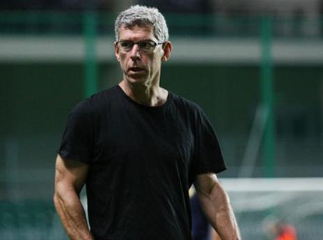 הגיב לראשונה. גולדהאר (האתר הרשמי)