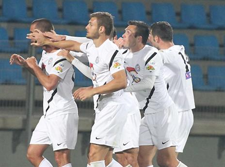 מעוז ההגנה בעכו. גוטליב (יוסי שקל)