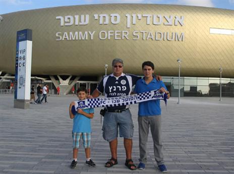 גם האורחים נהנים (יוסי שקל)