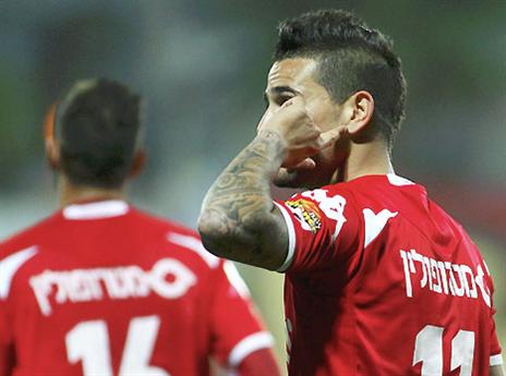 בוזגלו. כבר מחדד את הרגל (אלן שיבר)