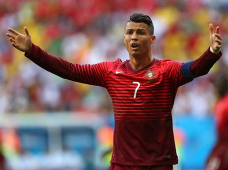 הנדוניה שמקבל סנטוס, השחקן הטוב בעולם רונאלדו. (gettyimages)